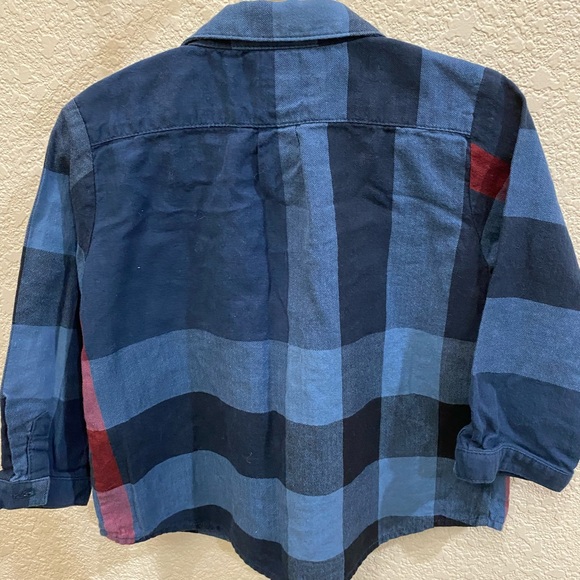 SOLD* Burberry toddler button-up - Picture 4 of 4